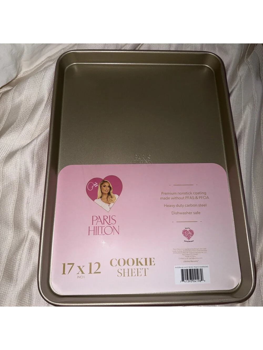 Paris Hilton Cookie Sheet 17 X12 Nonstick Heavy Duty Carbon Steel HOT PINK rare